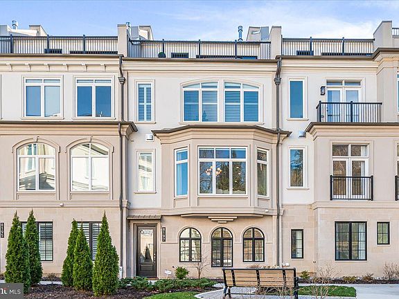 3rd image of 8197 River Rd