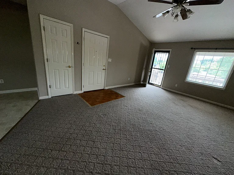 511 Scenic Dr #1 — Photo 10