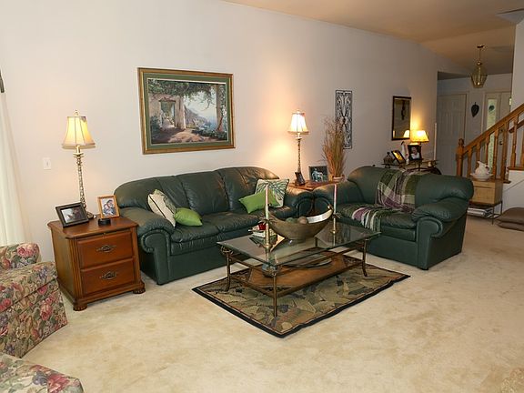 2nd image of 4621 Windemere Dr