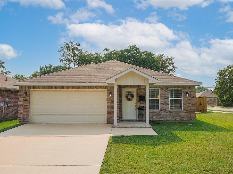 802 Pangburn St, Grand Prairie, TX 75051 Zillow