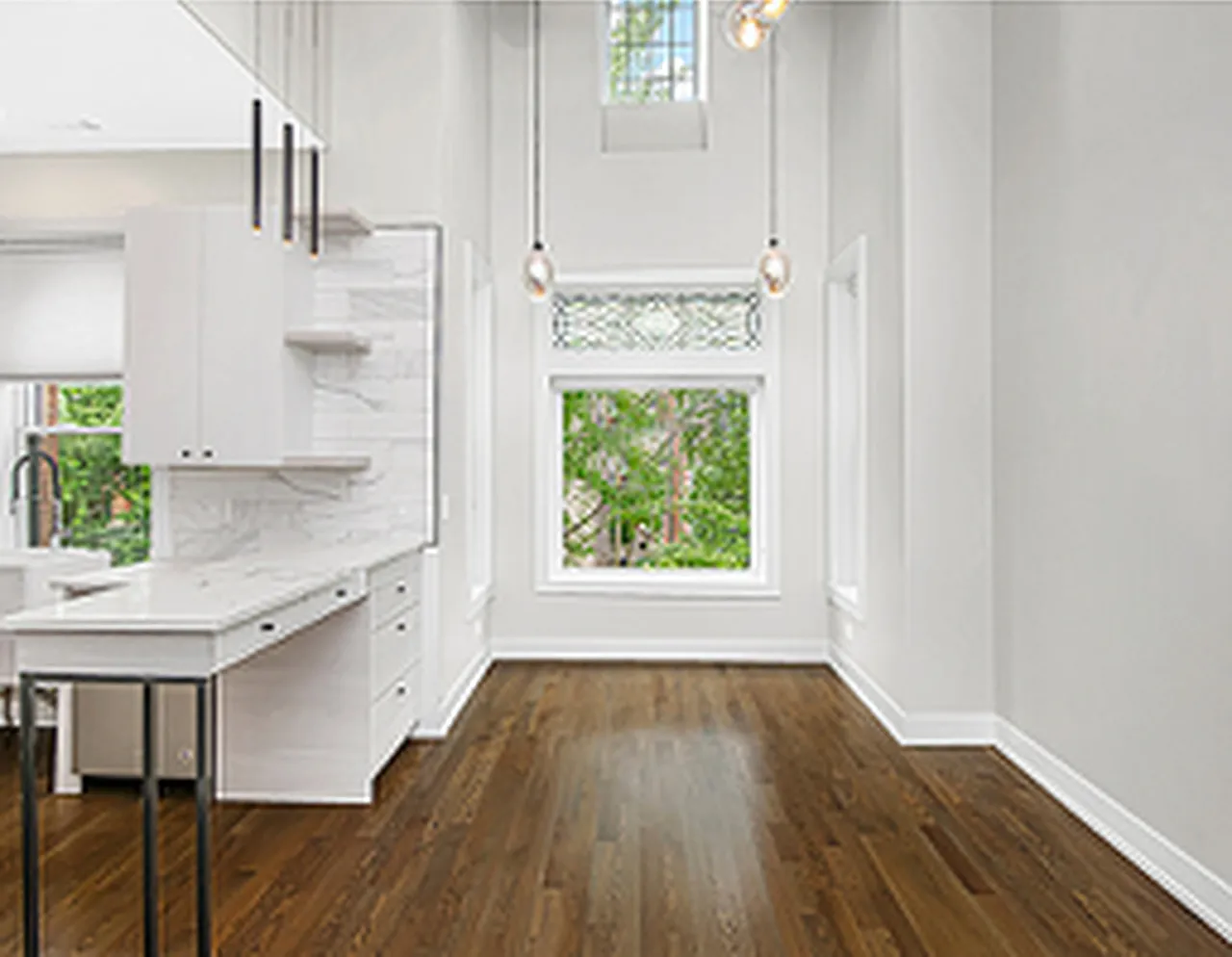 2 bed, 740 sqft, $3,400 — Photo 1