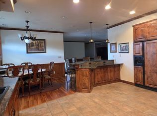 705 S 11th St, Douglas, WY 82633