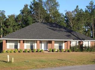 10321 Red Leaf Cir, Vancleave, MS 39565