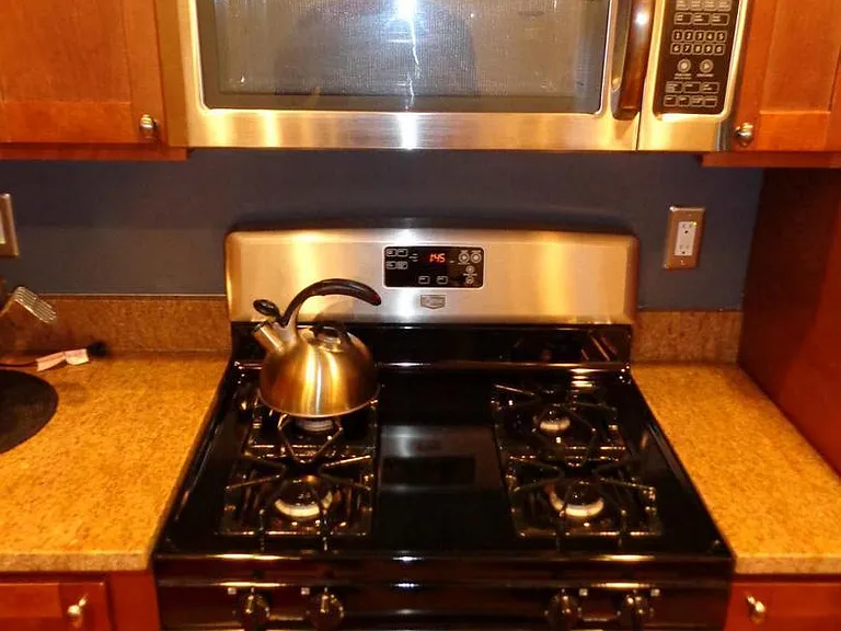 907 Webster St NW #1 — Photo 12