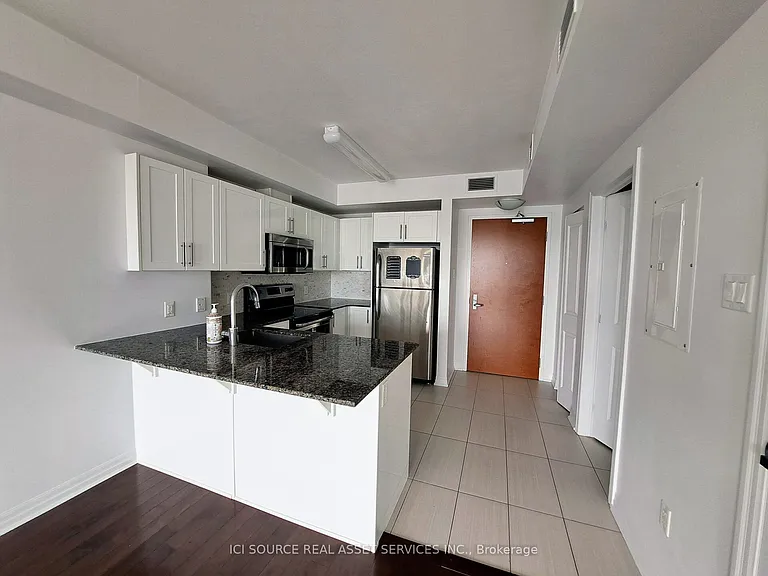195 Besserer St #2005 — Photo 5