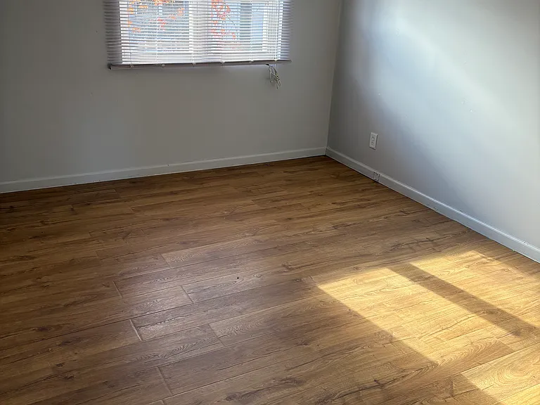 18 Indian Hill St — Photo 7