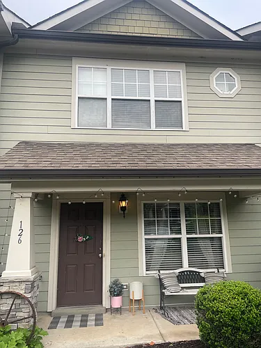 553 Rosedale Ave Photo 1