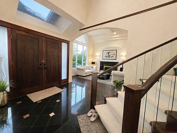 3rd image of 10320 Scotsdale Ave