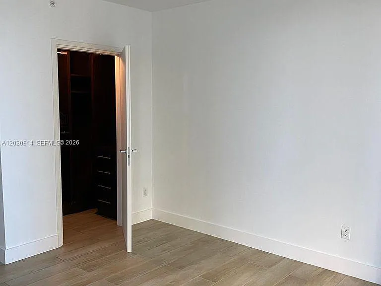 1300 Brickell Bay Dr #1805 — Photo 5