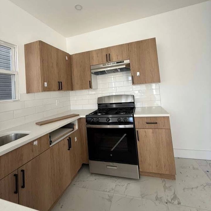 1st image of 68 Brookdale Ave #L2