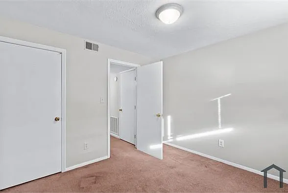5800 Santa Fe Trl — Photo 7