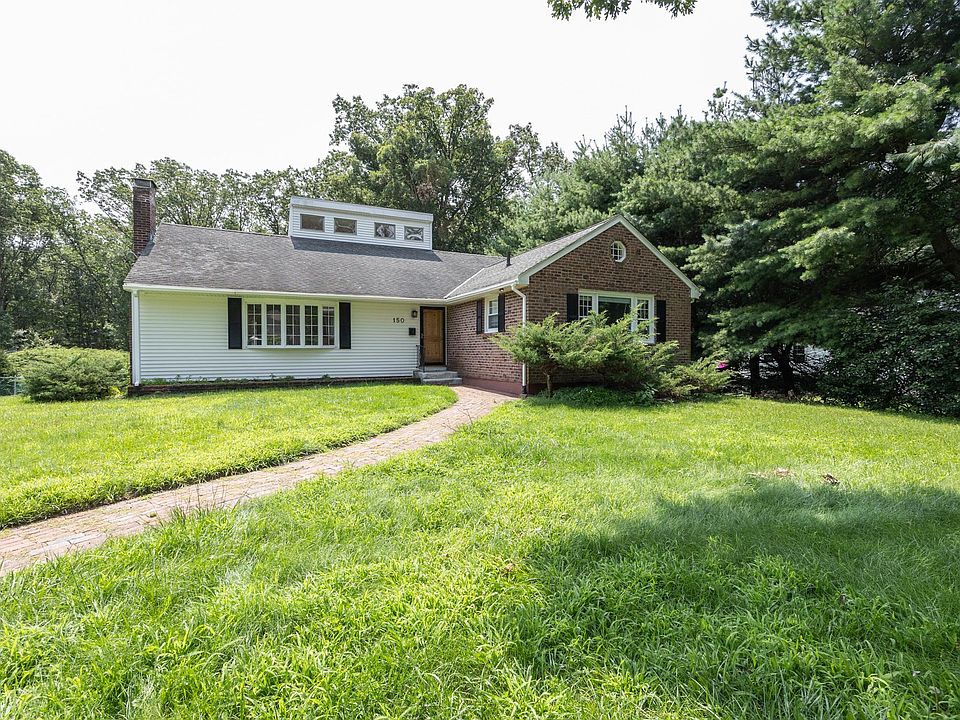 150 Lakewood Cir S, Manchester, CT 06040 Zillow