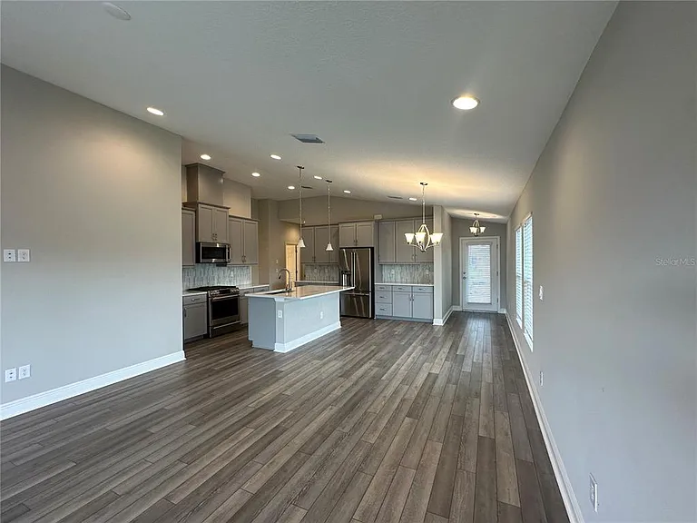 12533 Oak Hill Way — Photo 5