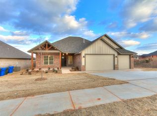 1901 Hollow Crest Ct, Norman, OK 73071