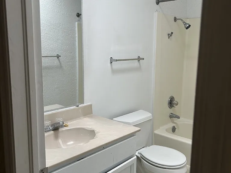 3107 Isla Verde Cir — Photo 3