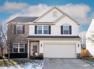 10165 Clay Bridge Dr, Noblesville, IN 46060