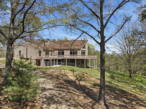5th image of 853 Caler Rd
