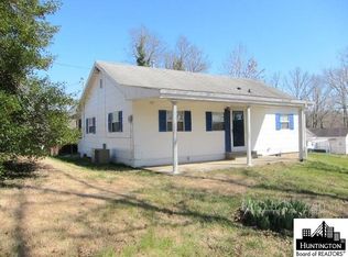 1449 Spring Valley Cir, Huntington, WV 25704