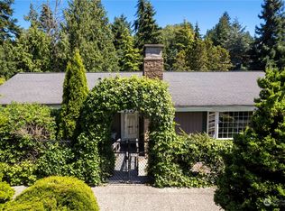 6744 48th Ave SW, Seattle, WA 98136