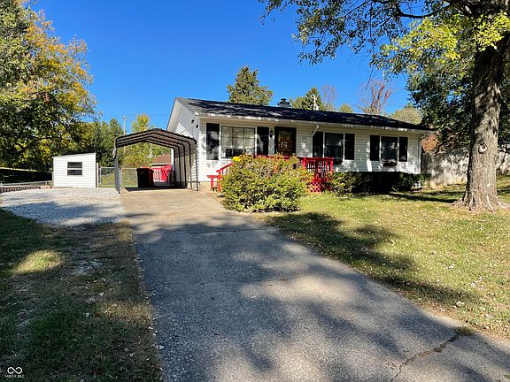 3rd image of 312 S Poplar Ct