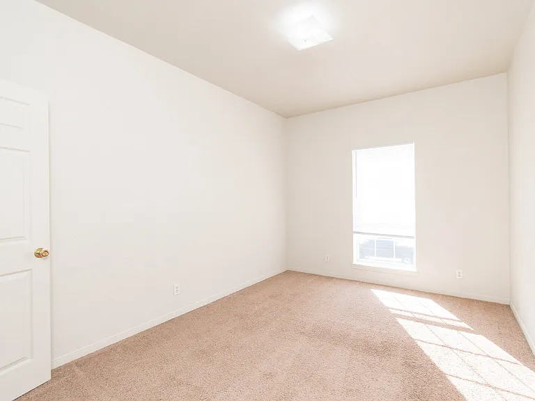 5804 Hamza Cir — Photo 16