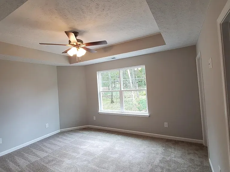 408 Rick McCormick Dr — Photo 3