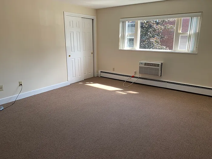 1105 Lexington St #9 — Photo 3