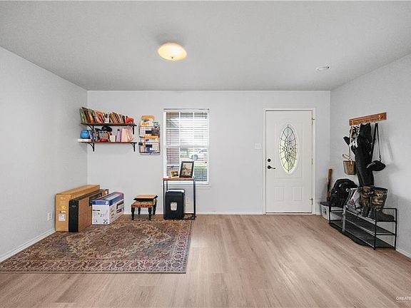 3rd image of 1920 Katherine Ave