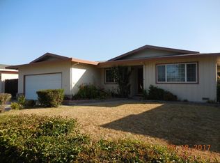 464 Comanche Way, Salinas, CA 93906