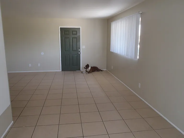 555 Sioux Dr #D — Photo 6
