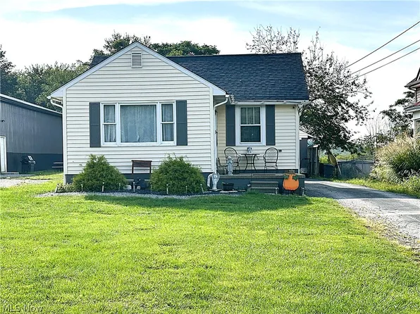 1913 Lisbon St, East Liverpool, OH 43920