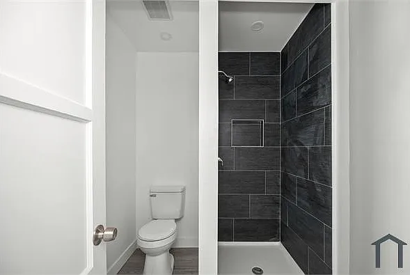 3454 Hunter St — Photo 18