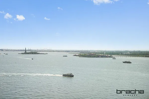 Sold by Keller Williams NYC | media 18