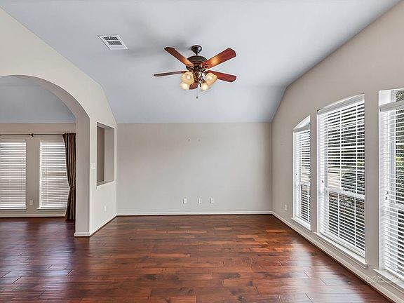 5th image of 14835 Orange Bloom Ct
