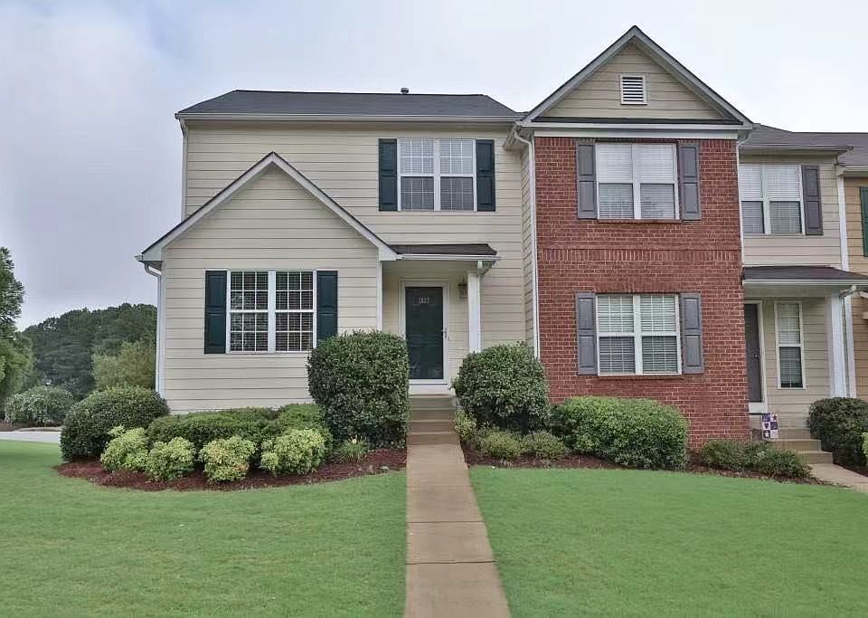 1st image of 2627 Waverly Hills Dr