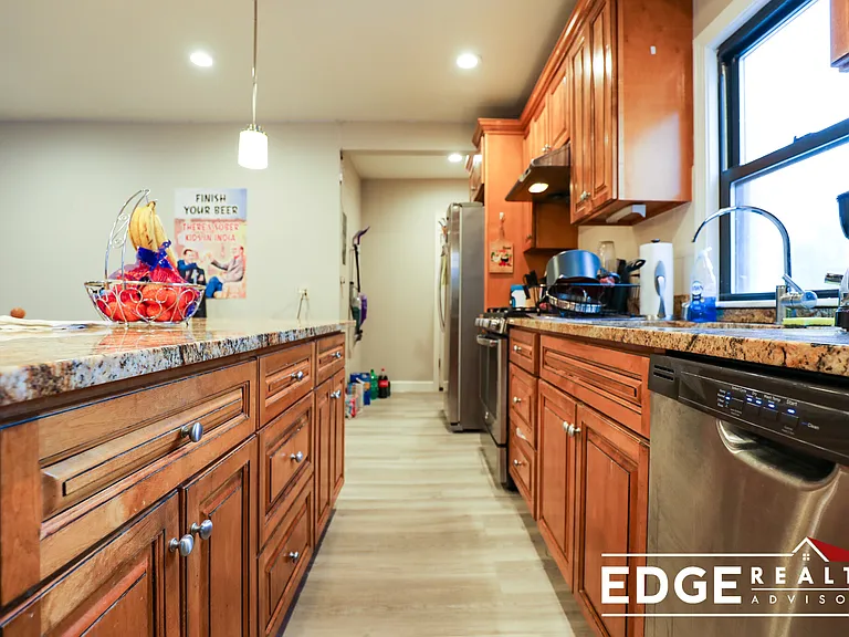 117 Glenville Ave #1A — Photo 5