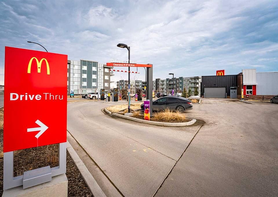 1st image of 40 W Carrington Plz N #215