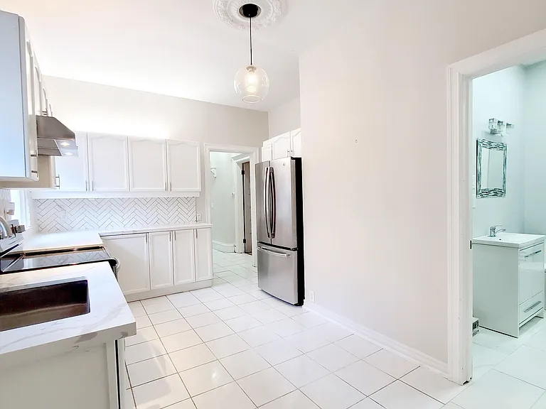 116 Fairholt Rd S #2 — Photo 13