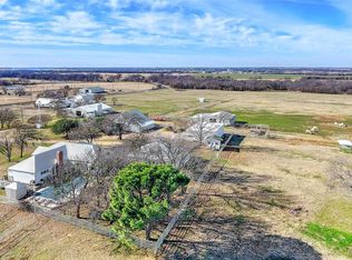 8617 Southmayd Rd, Collinsville, TX 76233