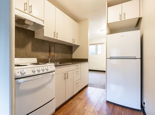 La Mirada, Seattle, WA 98105