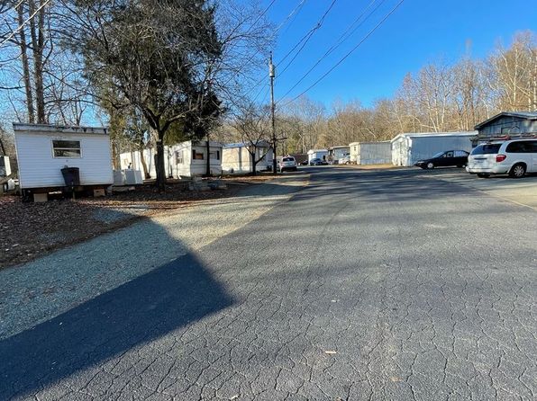 Eagles Landing Mobile Home Park, 12145 State Highway 27 W #56, Broadway, NC 27505