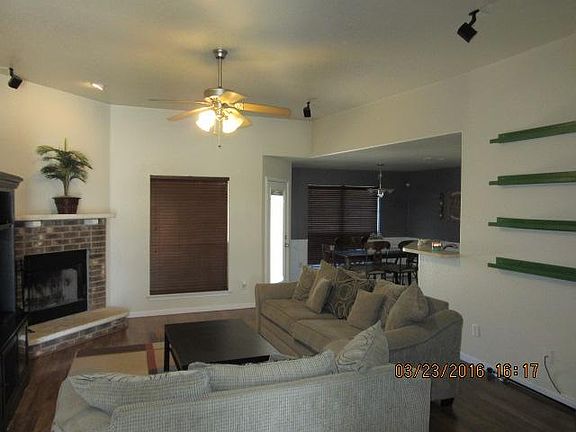 2nd image of 2408 Merle Dr