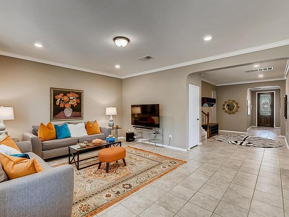 4th image of 1505 Uhland Dr