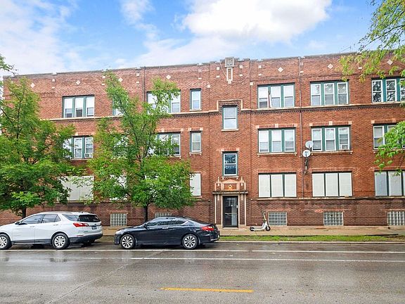 2nd image of 7557 S Calumet Ave #3503