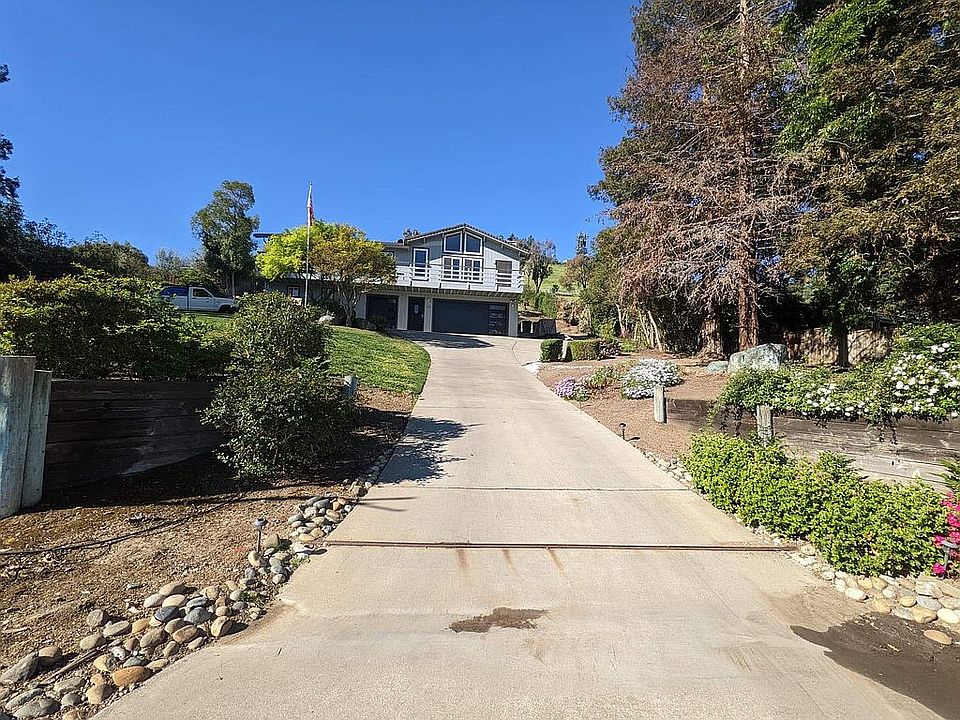 1st image of 180 Georges Dr