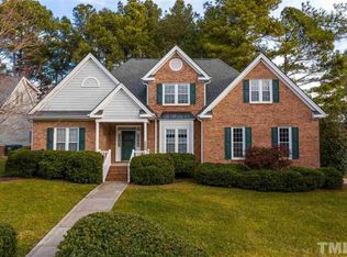 8000 Looking Glass Ct, Raleigh, NC 27612