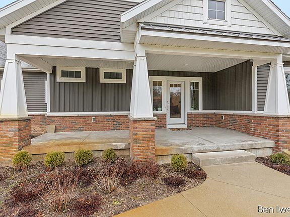 4th image of 5555 Cannon Meadows Dr NE