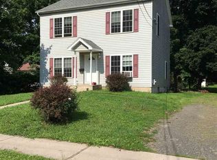 3 Hickory St, Ellenville, NY 12428