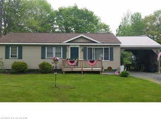 10 Lakeview Dr, Oakland, ME 04963