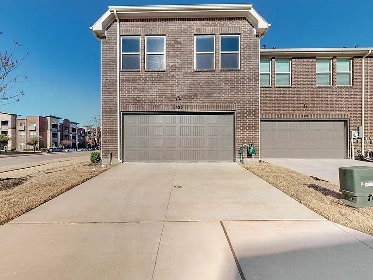 4325 Oliver Dr — Photo 21
